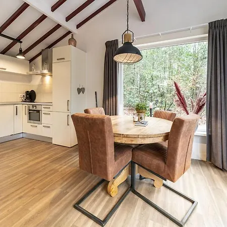 Holiday home Inviting Bungalow In With Hot Tub *