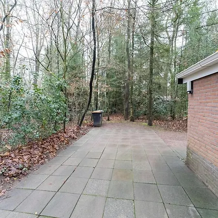 Holiday home Inviting Bungalow In With Hot Tub *